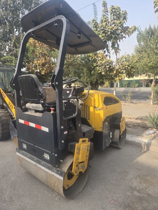 Виброкаток 3тонна