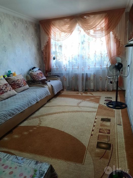 Срочно! Продаётся 2 х ком квартира в Микрорайоне