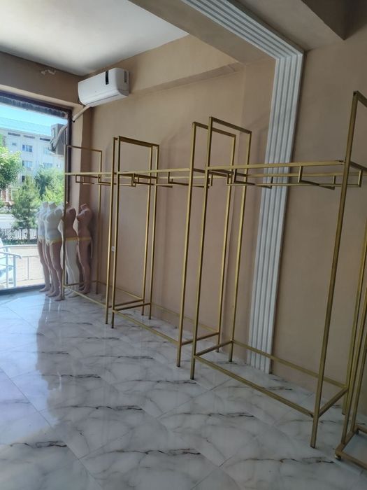 Jeniskiy butik uchun naveslar