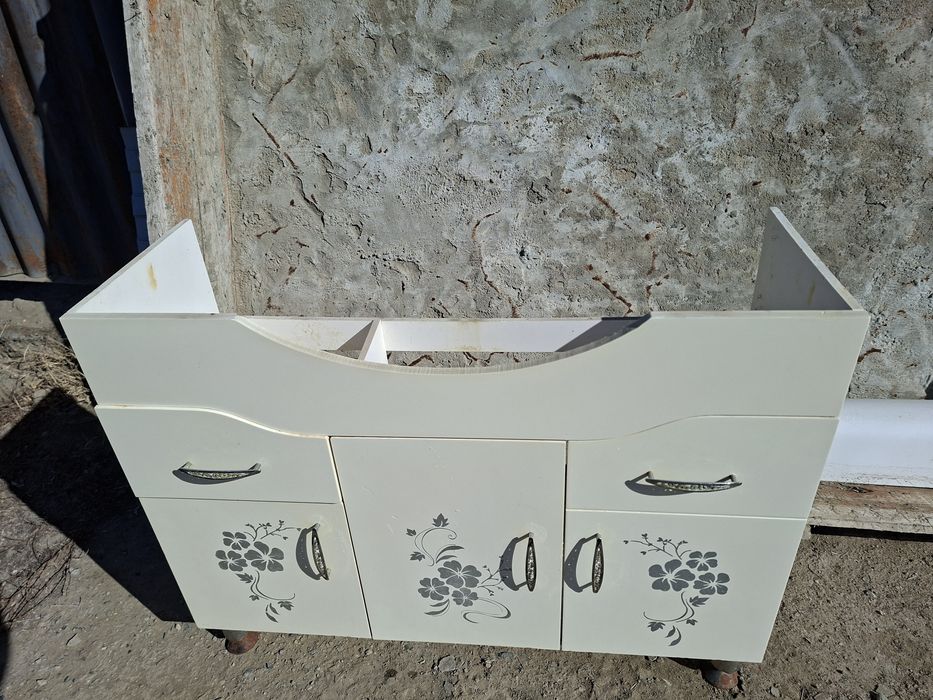 Раковина айнамен.