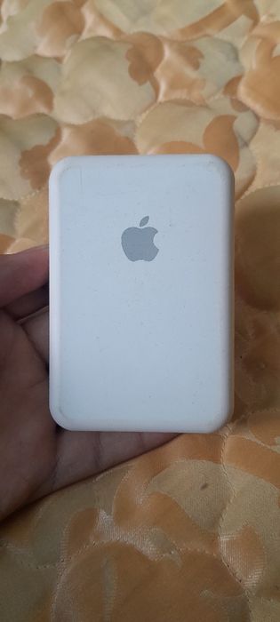 iPhone 8 plus yaxshi xolatda 77%