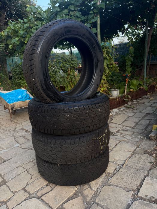 Зимни гуми Tigar 215/60 R17 96H DOT 22