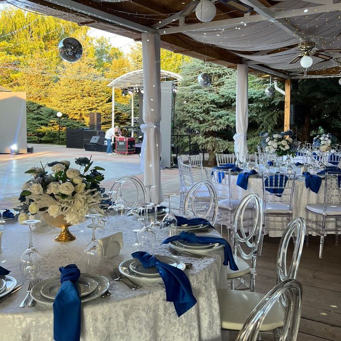 Столы и стулья в аренду