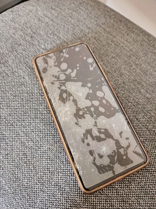 Телефон TECNO POVA 5