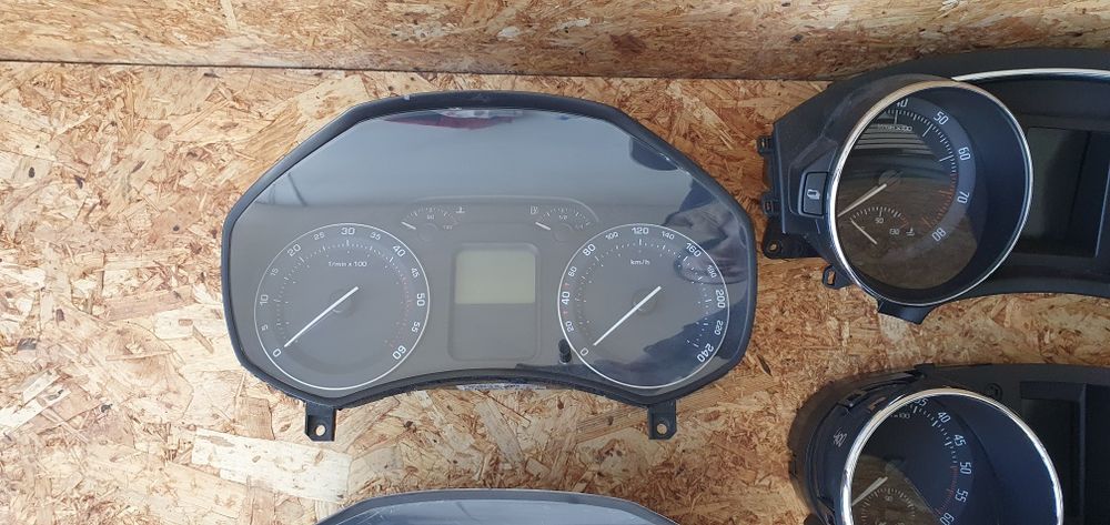 Ceasuri bord  Skoda Superb  / Yeti / Fabia / Rapid  / Octavia / Citigo
