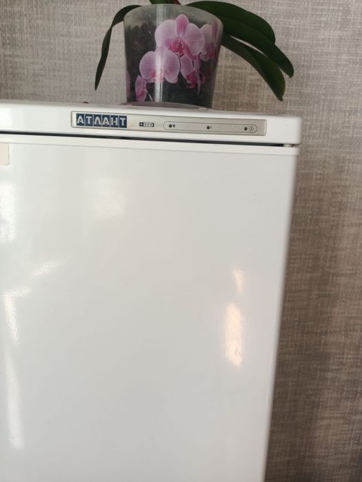 Продам морозильник атлант