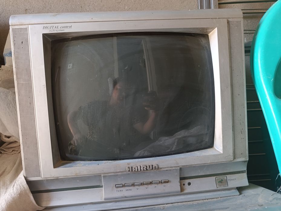 Televizor va tunellini ham qoʻshib beraman