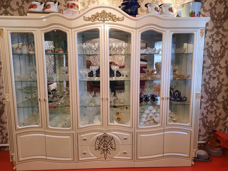 Горка  стенка ..