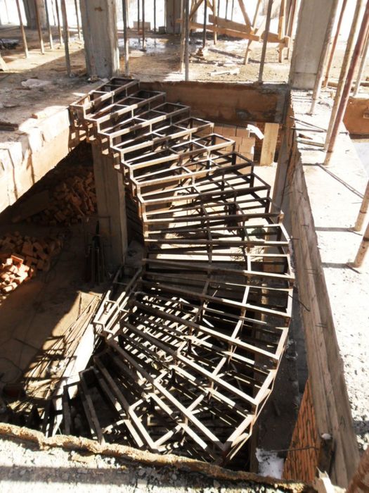 Изготовление металлокаркасов, лестниц