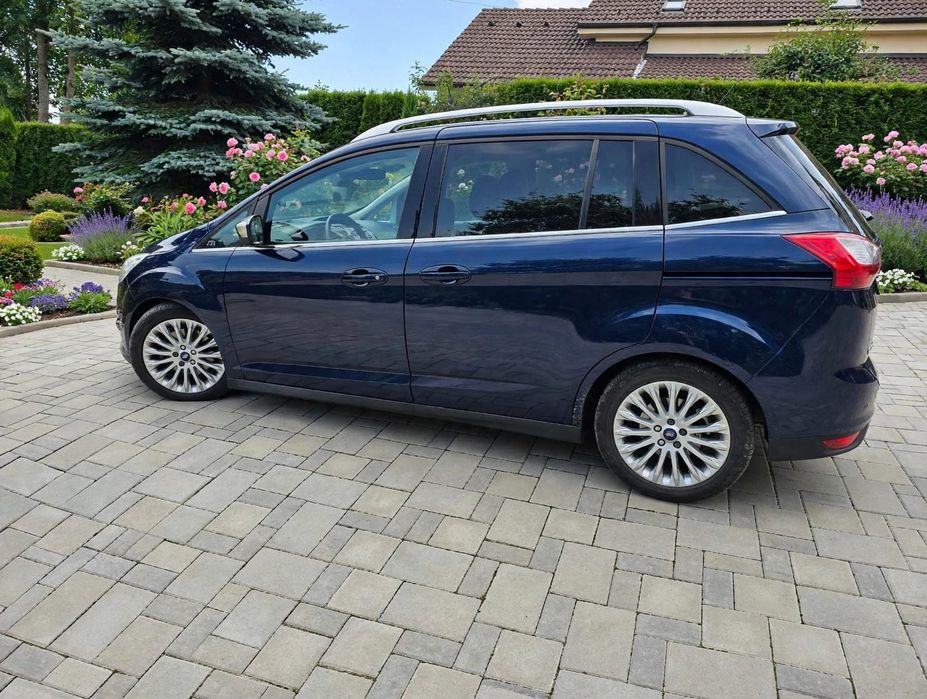 Vând Ford focus grande c-max , automat, titanium, 2.0d
