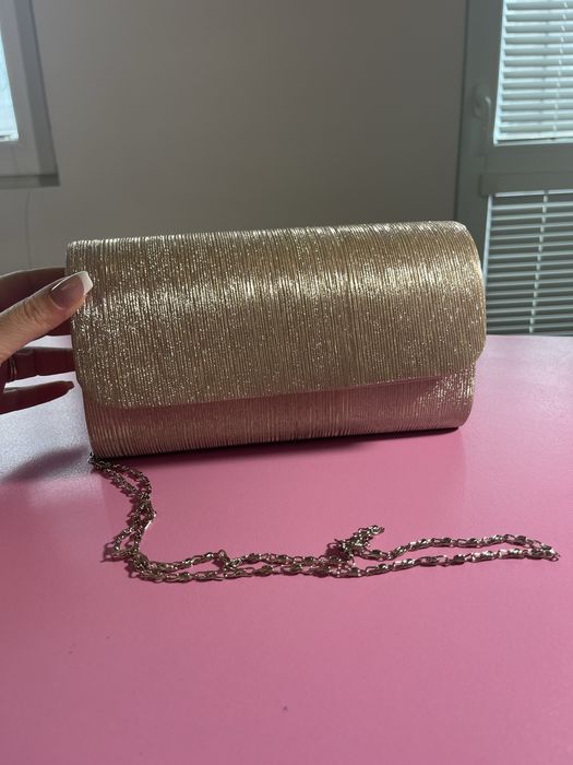 Златиста официална чанта