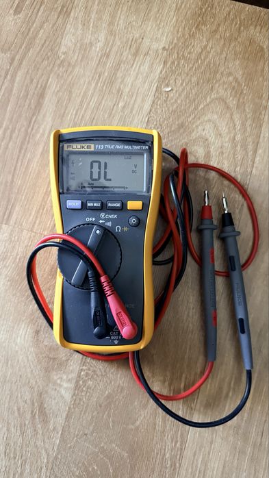 Multumetru fluke 113