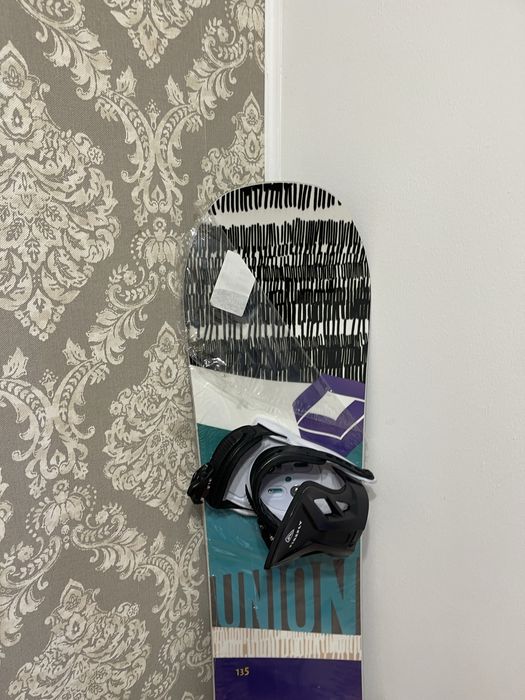 Placa snowboard 135 cm trans cu legaturi