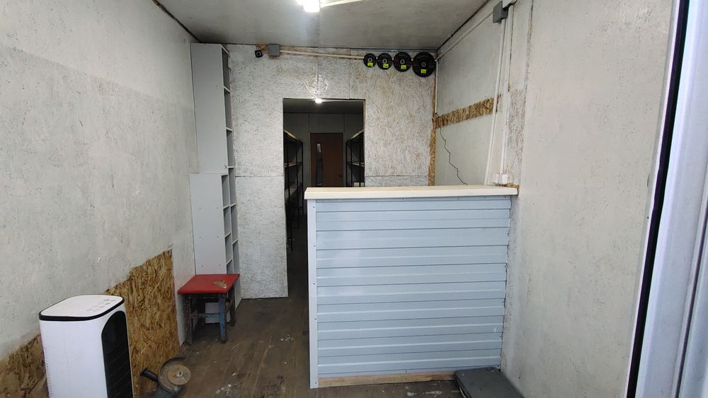 Контейнер морской