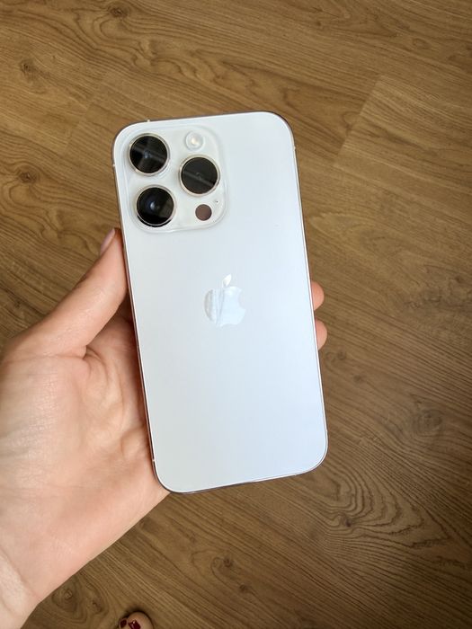 Продам IPhone 14 pro - 512 гб.