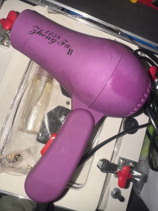 Фен строительный маленький.