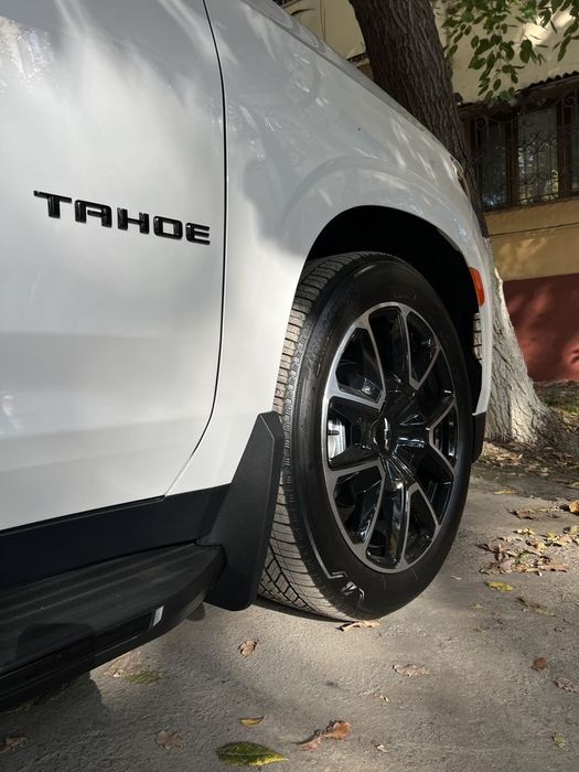 Chevrolet Tahoe брызговики комплект GM Orginal