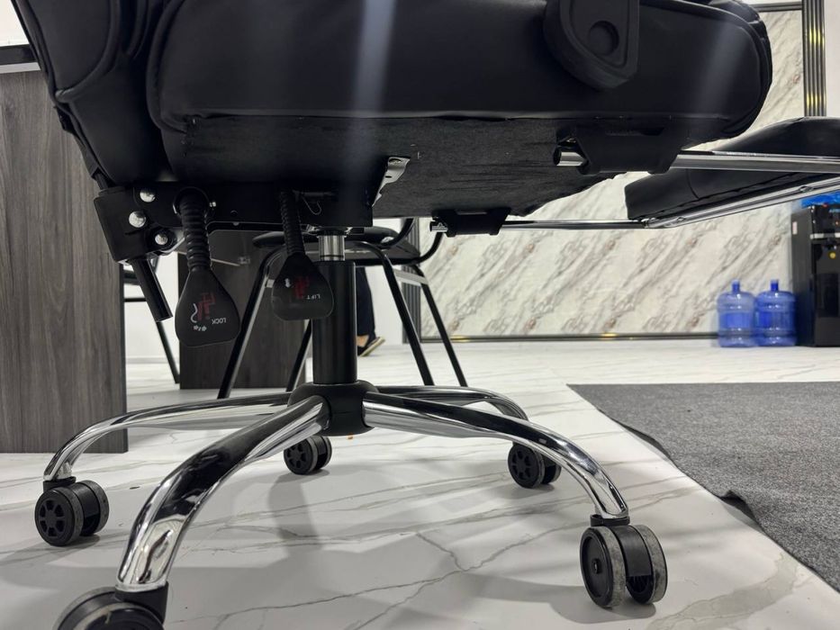 Кресло офисной