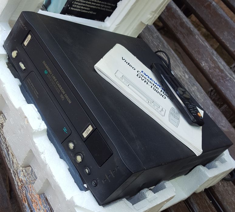 Видеомагнитофон Daewoo