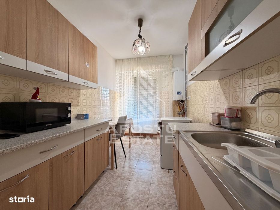 Apartament 3 camere de inchiriat, Complex Studentesc