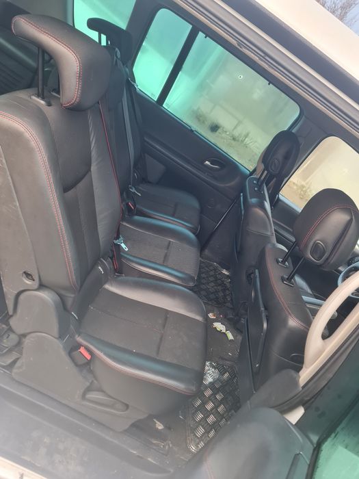 Dezmembrari renault grand espace 1.9,2.0,2.2,3.0 dci 2003-2012