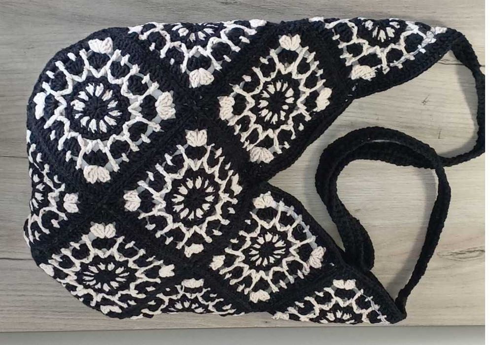 Geantă handmade alb-negru din bumbac | Unicat