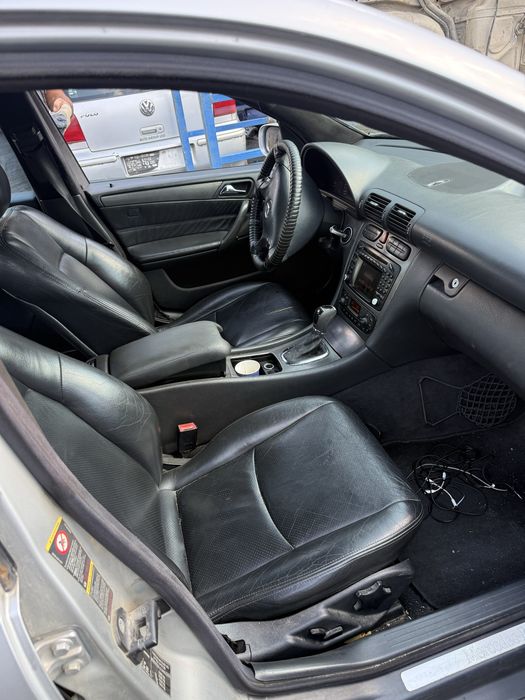 Мерцедес W203 c270cdi 2002г на части