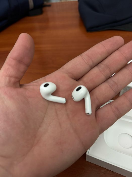 AirPods (3rd generation)