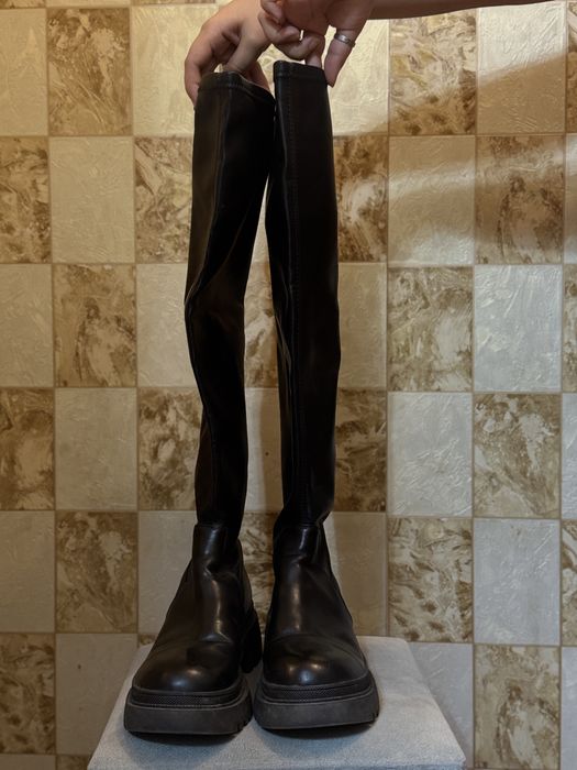 Срочно продам Ботфорты 38 размер