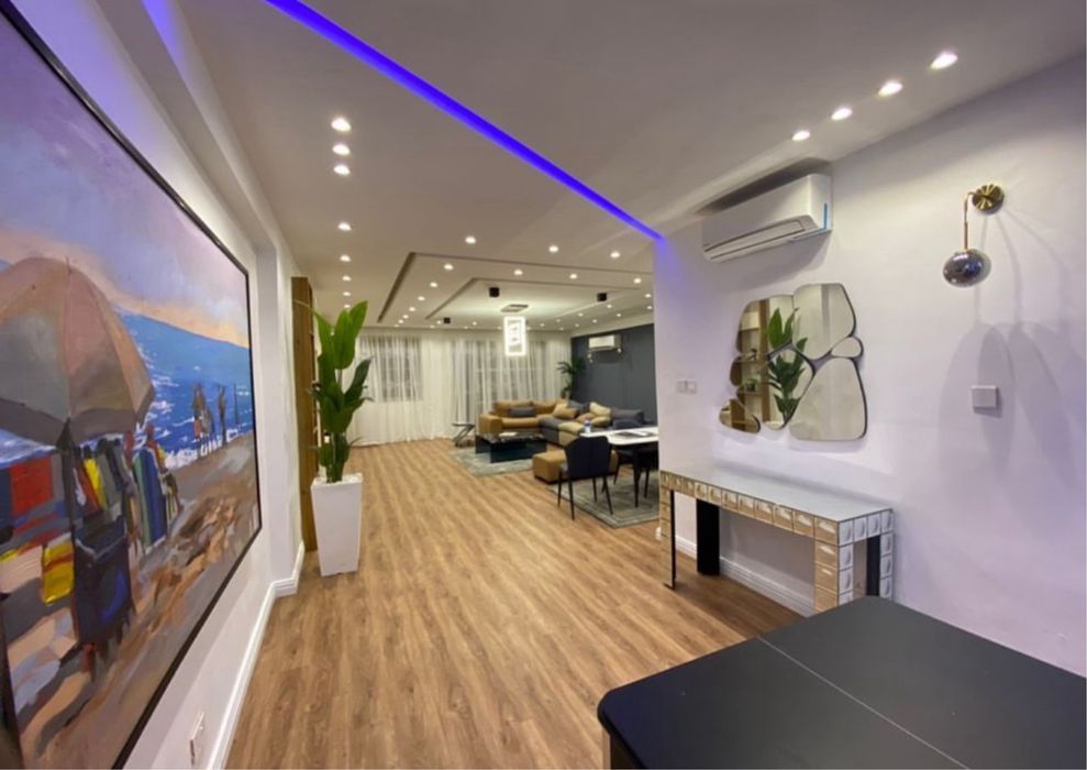 Сдаётся 4х комнатная квартира рядом Grand Mir Hotel!