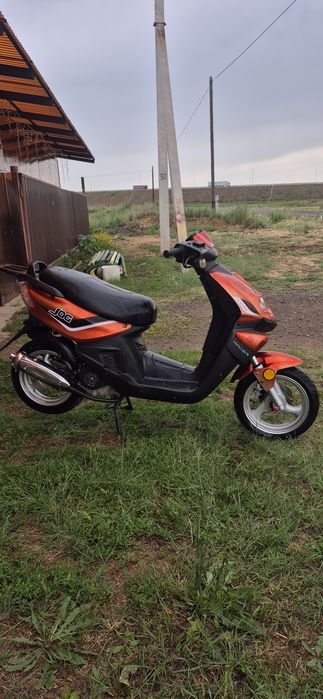 Продам скутор reser