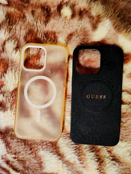 Huse iPhone 15 pro max originale + mag safe.