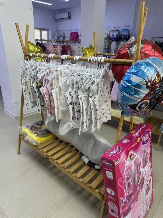 Вешалка для одежды для магазинов