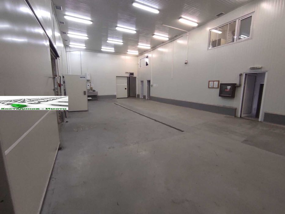 Продава се Промишлена сграда в Ихтиман - 5930 кв.м за 95 €/кв.м - Снимка #3