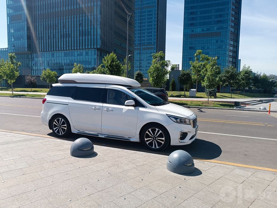 Продается kia carnival