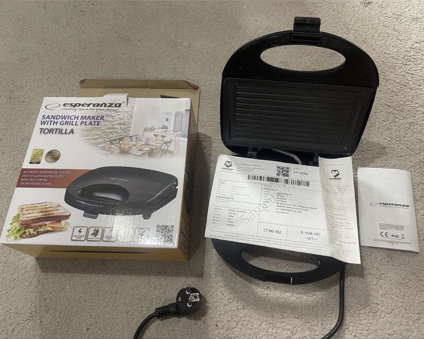 Sandwich maker 1000W