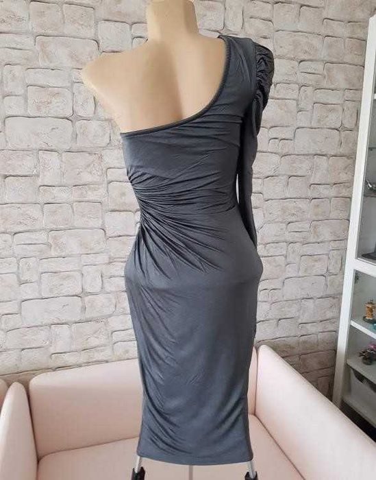 Rochie Kardashians,mar XS cred ca merge si S