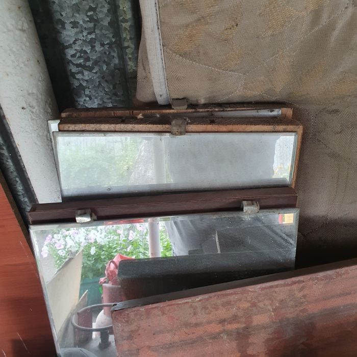 Продам зеркала,разные.