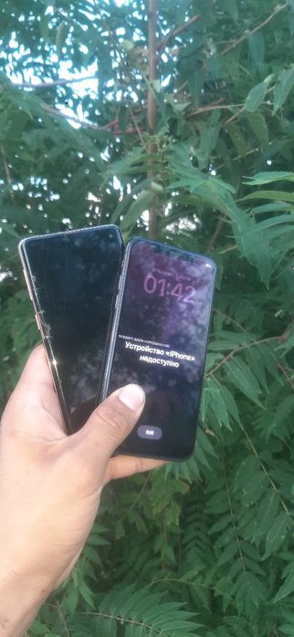 Iphone xs samsung galaxy S10 ikkalasi sotiladi