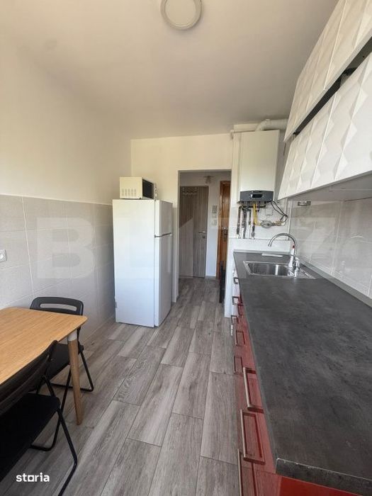 Inchiriez apartament - 3 camere- Aleea Carpati