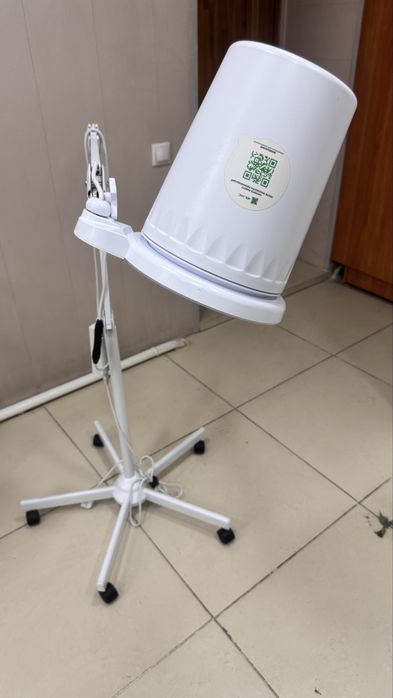 Продам вытяжку для педикюра