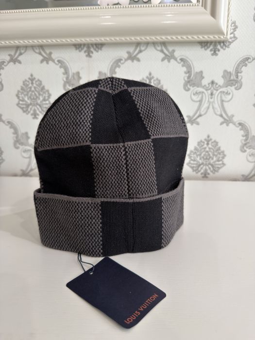 Louis Vuitton зимна шапка