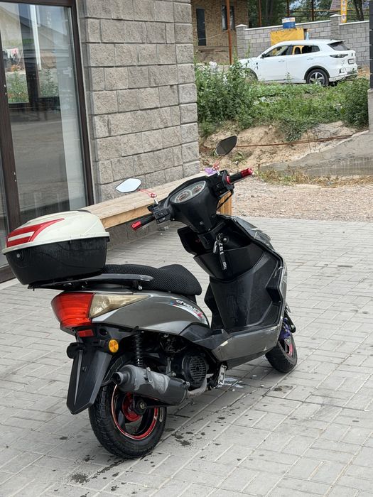 Продам мопед м8 на ходу