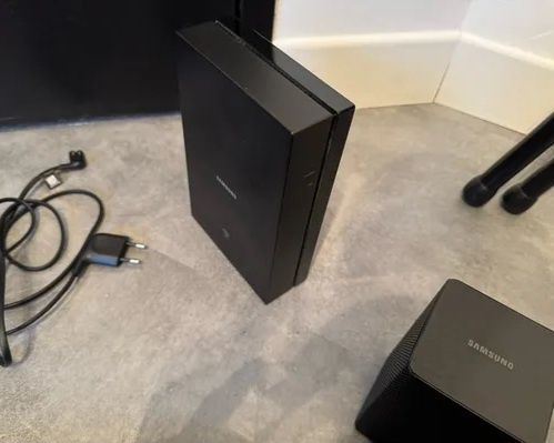 Soundbar 4.1 Samsung HW-R470, 240 W, Negru