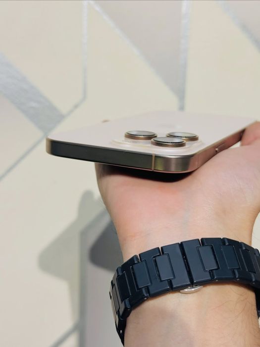 iPhone 16 Pro Max Desert 256 GB