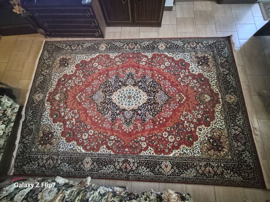 Килим 100% вълна