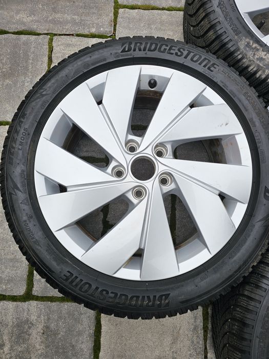 Jante originale VW r17  Belmont cu cauciucuri de iarna