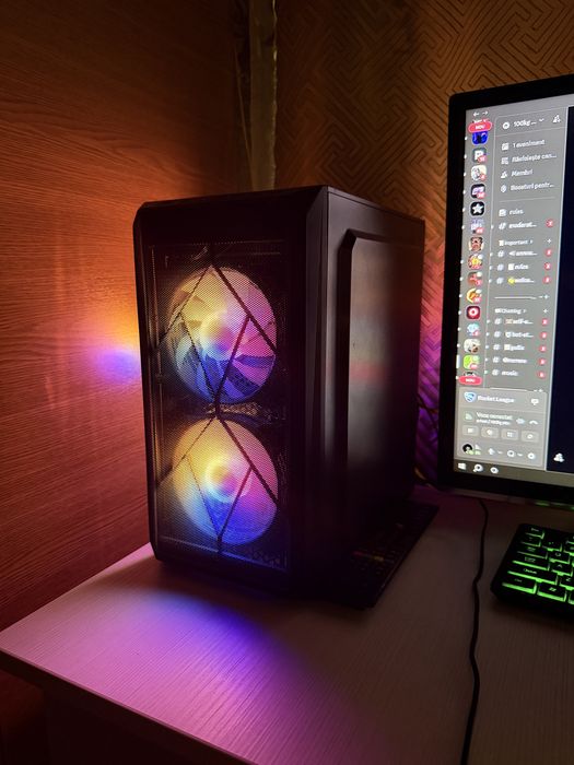 Vand pc office aproape nou