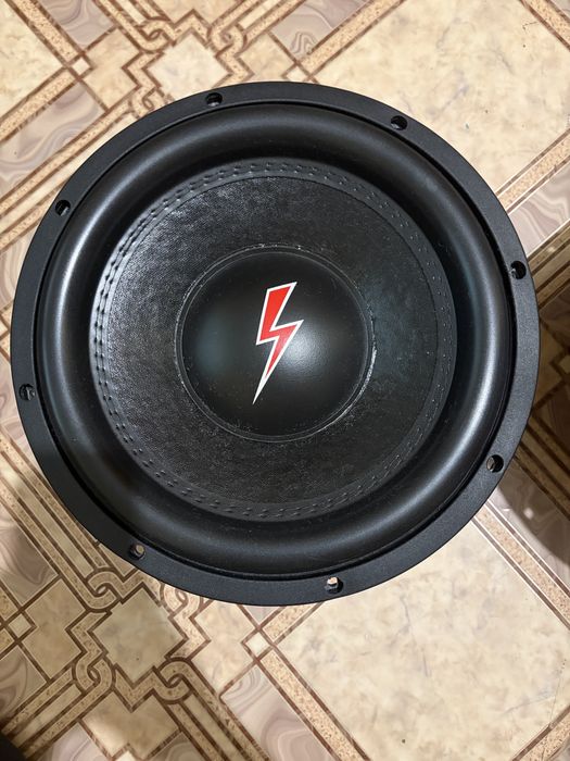 Продавам 2-ва ANTX SW300S4 субуфера