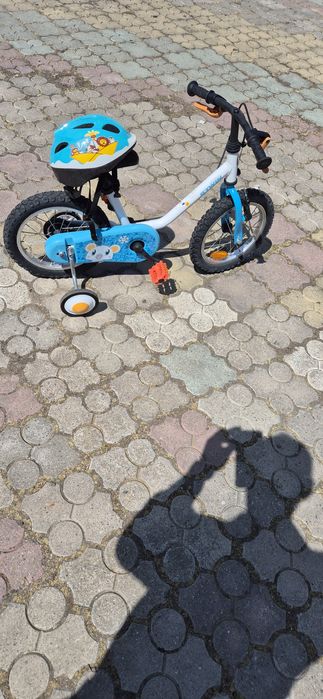 Vand bicicleta BTWIN  pt. copii cu roti ajutatoare